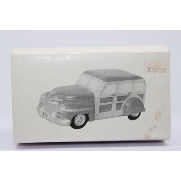 Dept 56 Snow Village - Wood Station Wagon - Picture 6 of 6